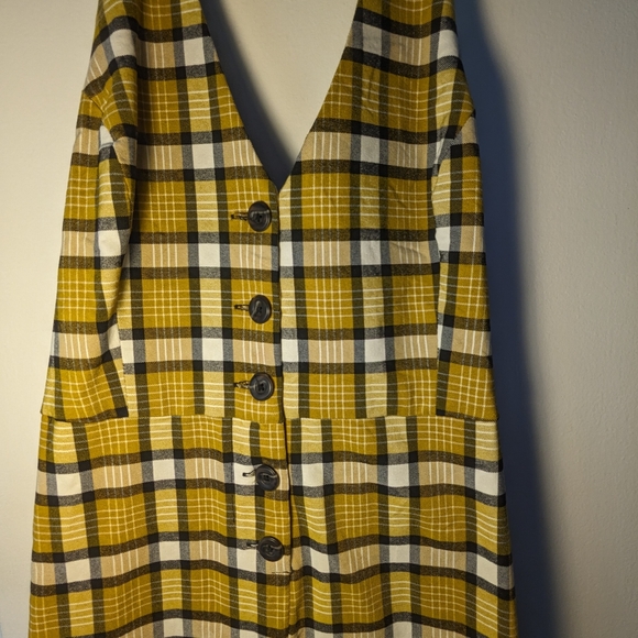 Plaid haltered Jumpsuit - Picture 2 of 4